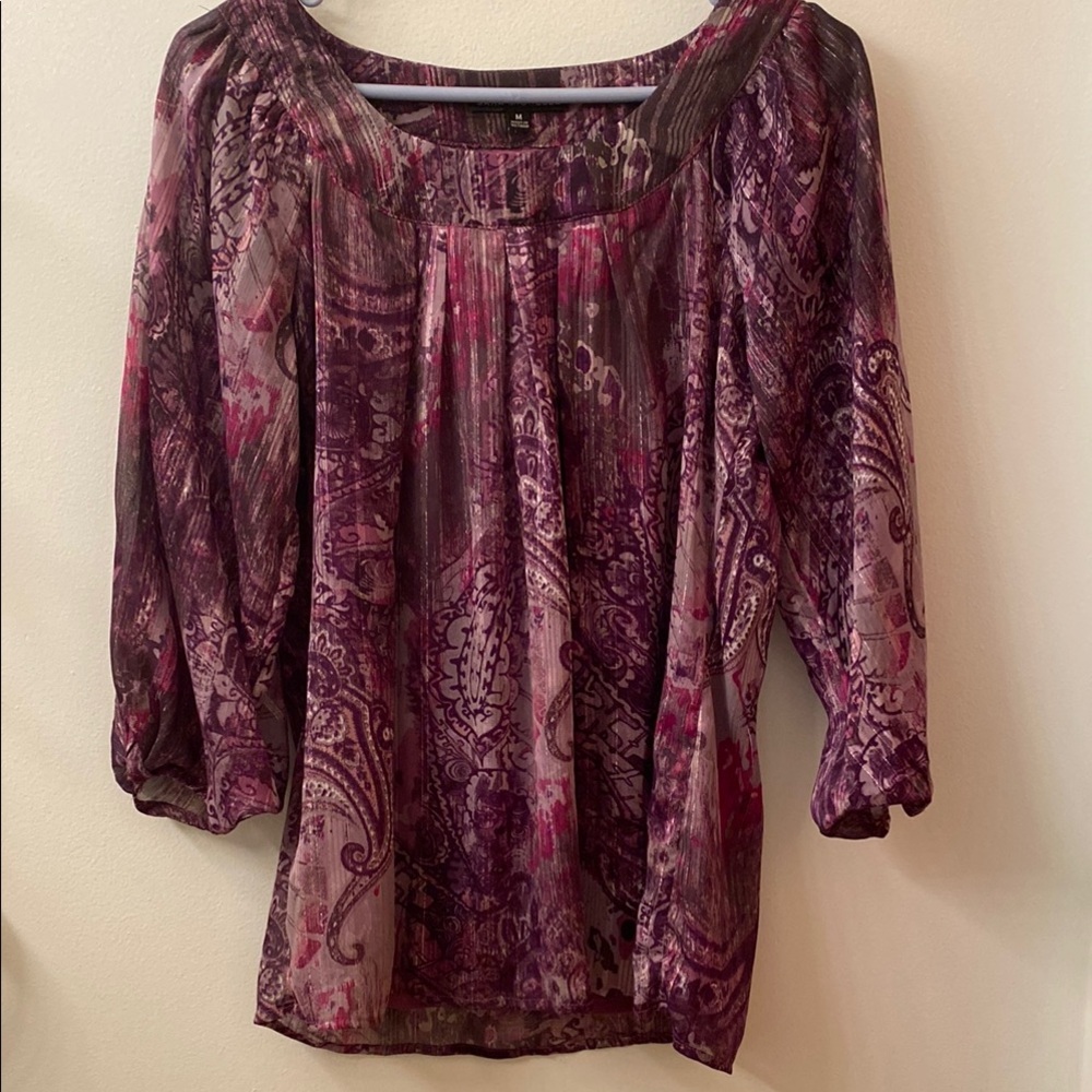 Women’s size medium top